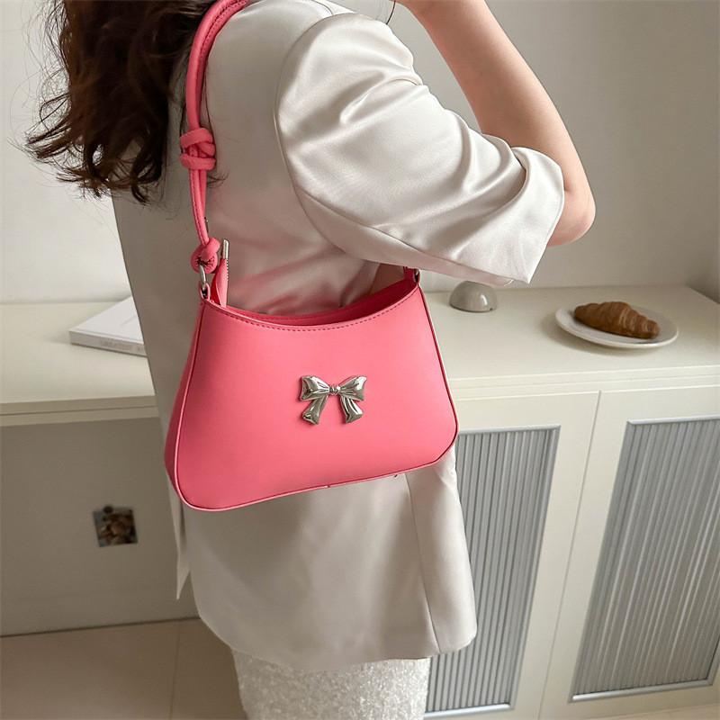 2024 New Style Women's Handbag Street Fashion Chain Crossbody Bag With Butterfly Knot Unique Personality Shoulder Bag