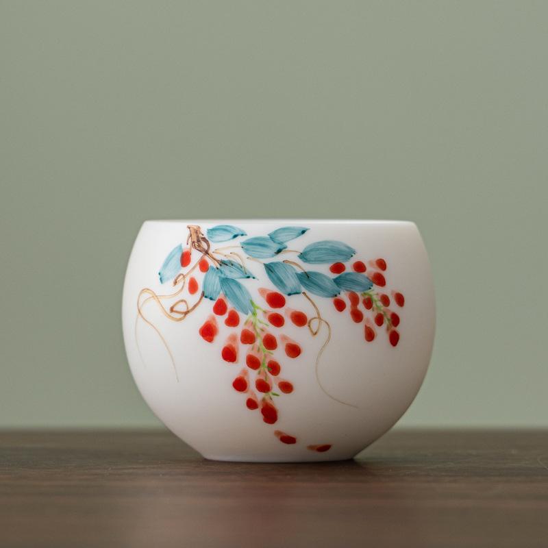 

Hand-painted vegetarian-fired suet jade porcelain master cup with hand gift teacup Chinese white tea set business gift set tea cup