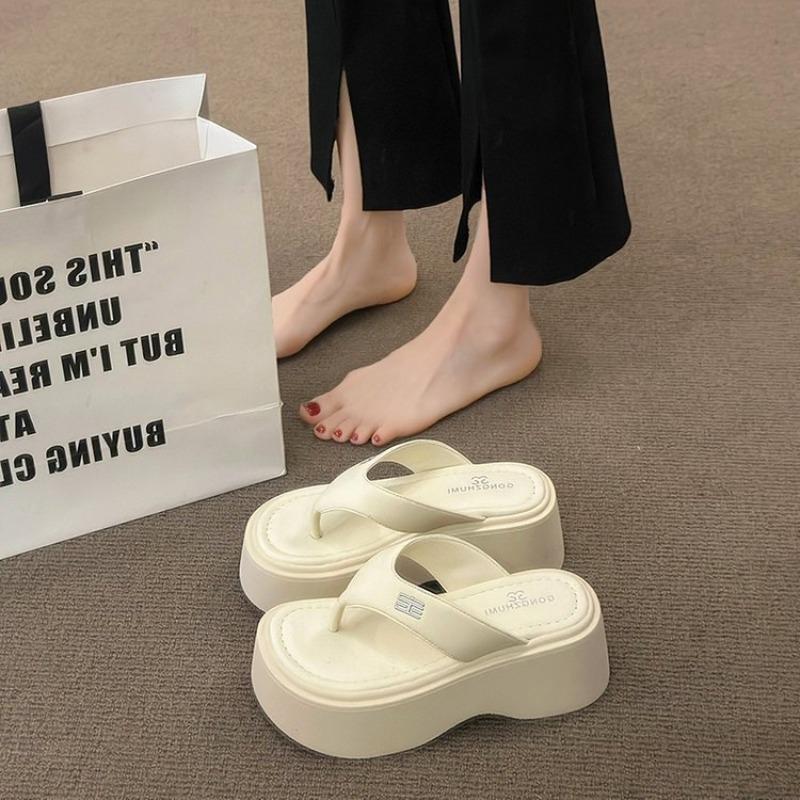 Hot Selling 2025 Women's High Heel Thick Bottom Sandals Summer Silver Beach Casual Slip-On Shoes Rubber Sole Comfortable Footbed