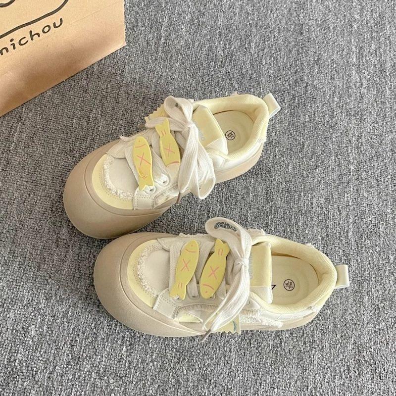 Niche Spring Women's Shoes Platform Heightening Shoes Bread Shoes Campus Style Versatile Casual Board Shoes
