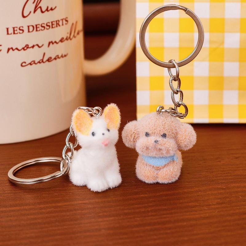 Portachiavi in Resina Peluche Cucciolo Cartone Animato, Ciondolo Decorativo Carino per Borsa Studente, Portachiavi Cuore da Ragazza