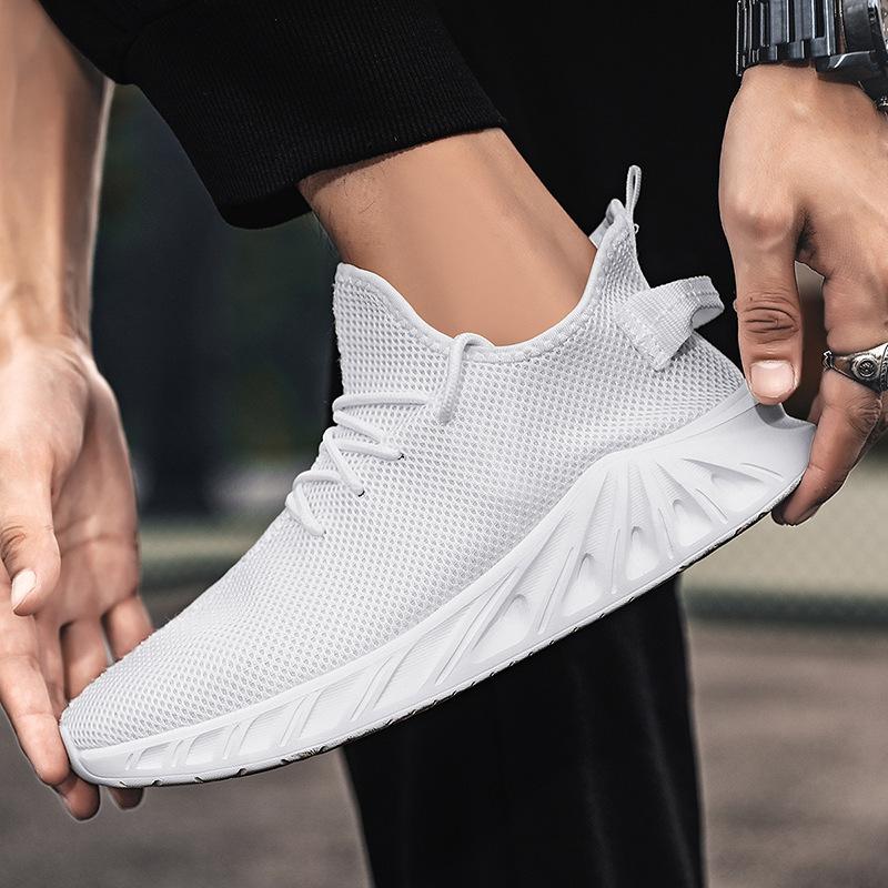 Running Shoes Summer New Ins Lightweight Breathable Casual Sneakers Walking Shoes Men