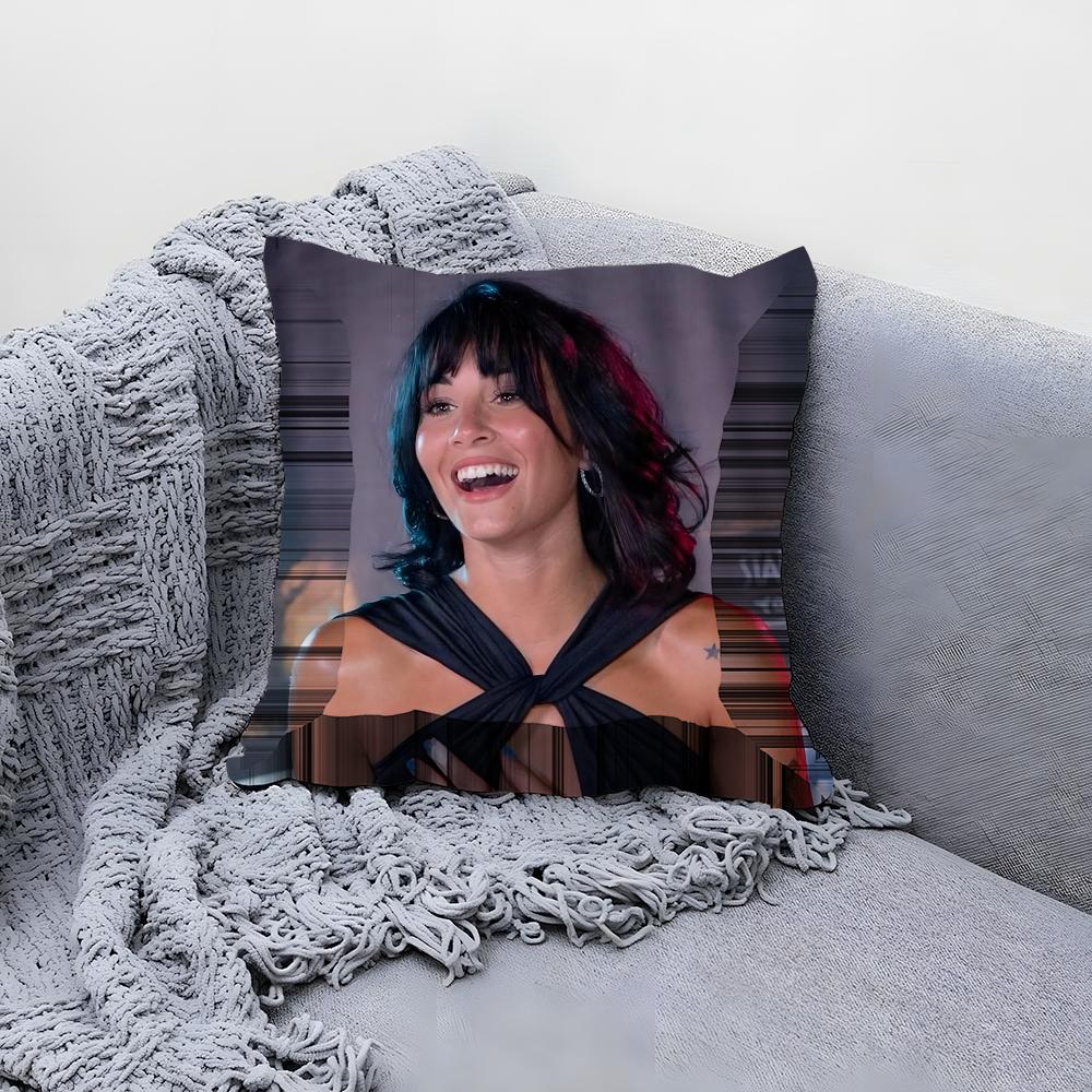 Singer A-Aitana Ocana Cushion Cover Comfortable Reversible Pillow Cover Ideal for Car Sofa Bedroom & Beyond