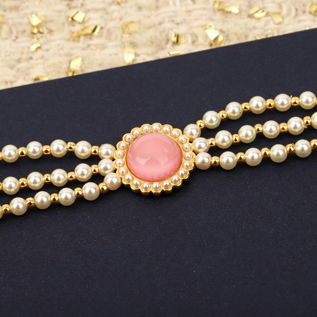 Latest Hot Brand Vintage Women's Necklaces Luxury Jewelry For Women Design Pendant Lady Party Three Layers Pearls Choker