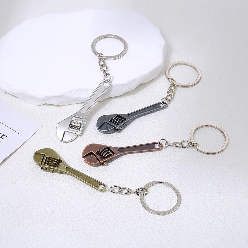 Portable Mini Wrench Tool Keychain - Zinc Alloy Metal, Creative Gift for Men