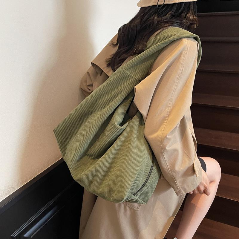 Women's Large Capacity Corduroy Tote Bag - Stylish Shoulder Bag for Students and Commuters