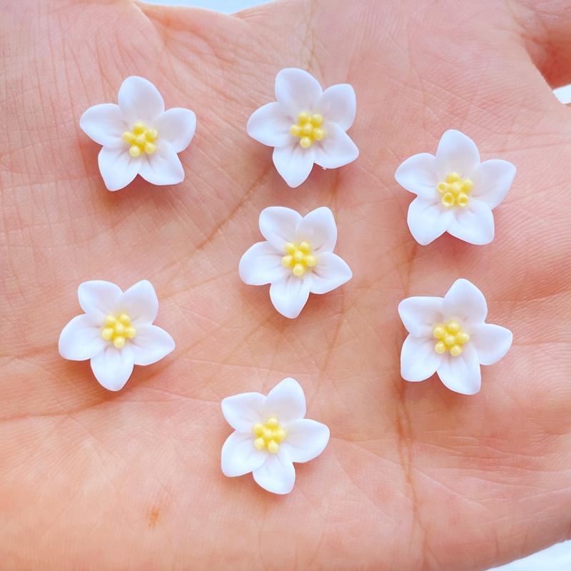 60Pcs New Cute 13mm Mini Flower Series Resin Flatback Cabochon Scrapbook Kawaii Embellishments Accessories