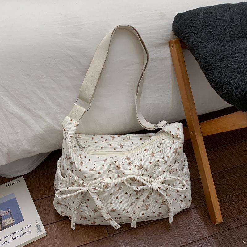 New Large Capacity Crossbody Bag Floral Retro Shoulder Bag Korean Fashi Trendy Comfortable and Versatile Texture Storage Bags