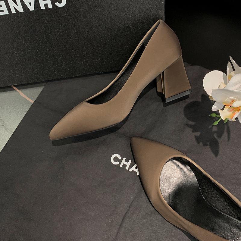 New Women Slip-On Chunky Heels High Heels Women Temperament Pointed Toe Shallow Sexy Wedding Shoes Pumps Plus Size 35-42