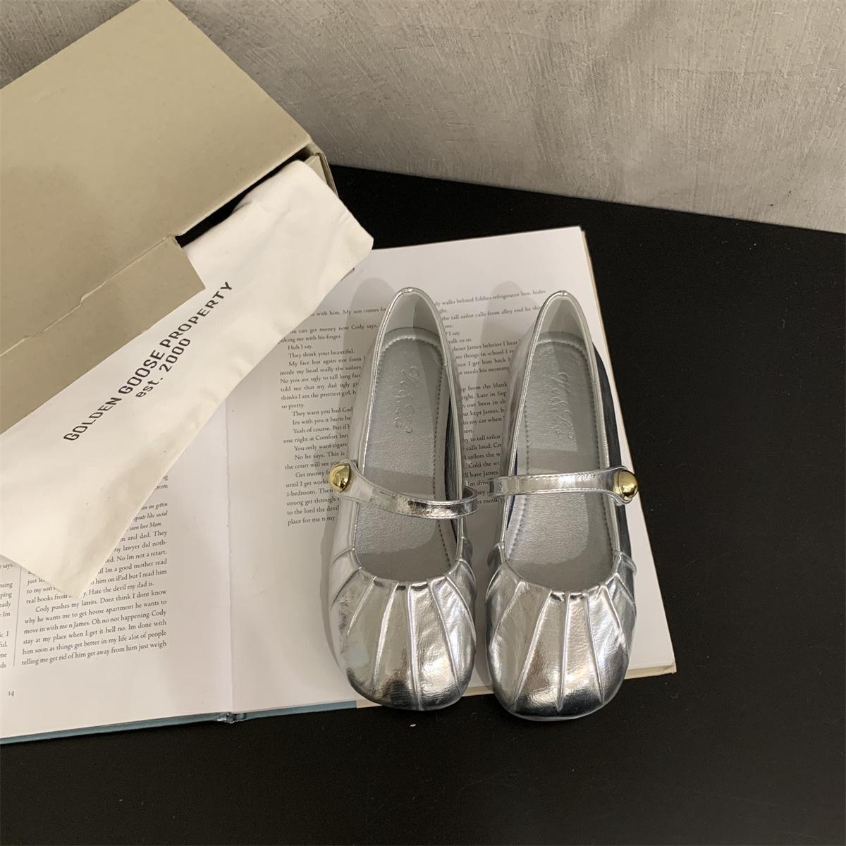 

Женские винтажные туфли Мэри Джейн, кожаные туфли на плоской подошве, новые осенние кожаные туфли с неглубокой мягкой подошвой, повседневные туфли с пряжкой, обувь 40