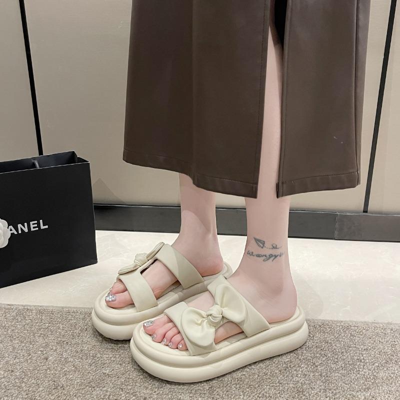 Fashion Fashionable Cool Slippers 2025 New Soft Leather Thick Sole Bow Tie for Wearing on The Beach Daily Slippers