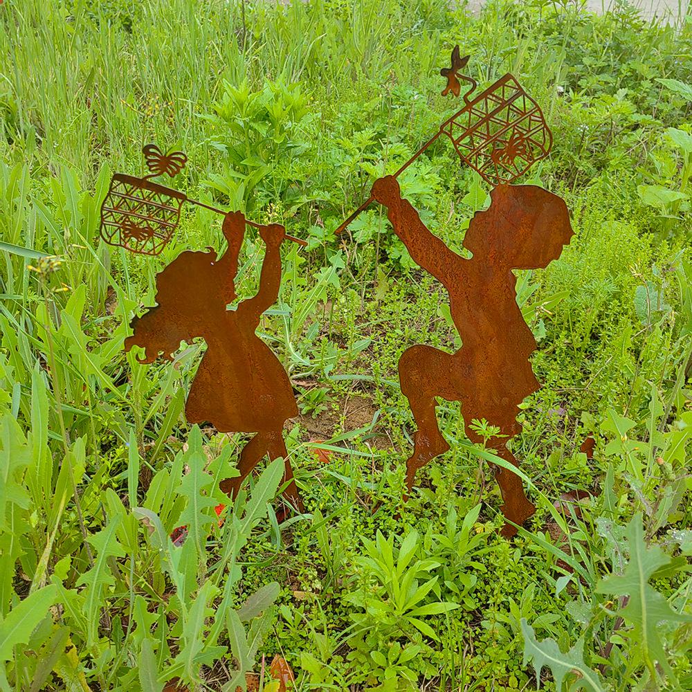 Outdoor Farmhouse Metal Silhouette Decoration - Small Boy and Girl Ornament