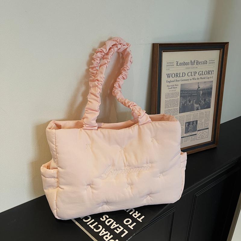 Quilted Tote Bag Women Fashion Soft Handle Shoulder Bag for Daily Use and Casual Outings