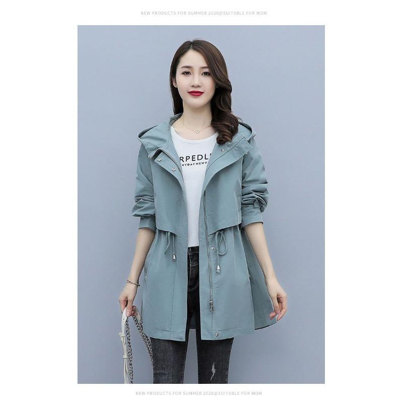 

Рабочая одежда Тренчкот для женщин средней и длинной длины Весна и осень Новая свободная повседневная военная коричневая куртка с капюшоном 4XL