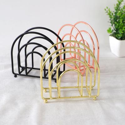 Tissue Holder Modern Iron Art Napkin Holder Space-Saving Vertical Paper Towel Holder for Kitchen Dining Table