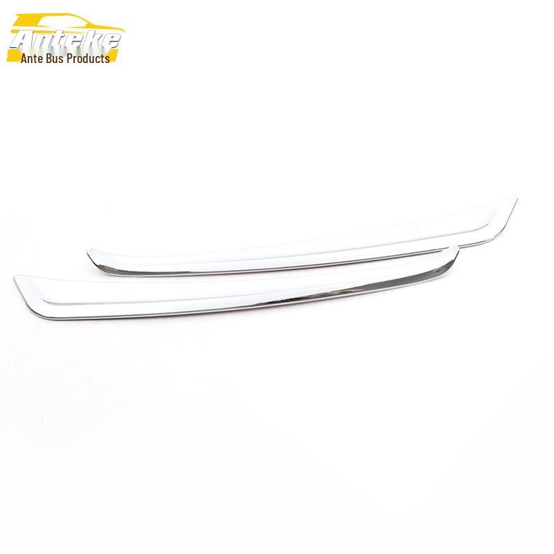 

Хромированная накладка на переднюю противотуманную фару GAC GA3 - Декоративный внешний аксессуар