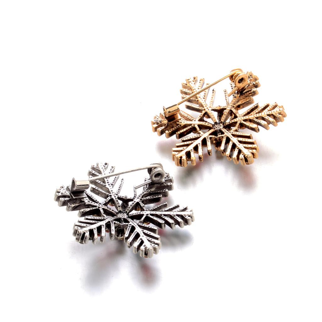 Retro Christmas Snowflower Shape Diamante Alloy Brooch Collar Pin