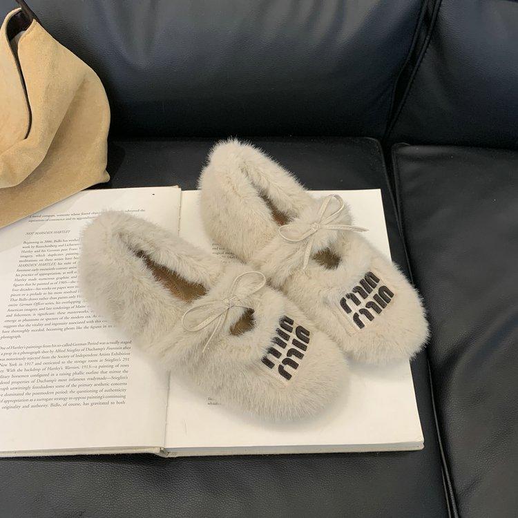 Inner height-increasing fluffy shoes female 2025 winter new outer wear high-end cotton shoes velvet warm fairy evening wind single shoes