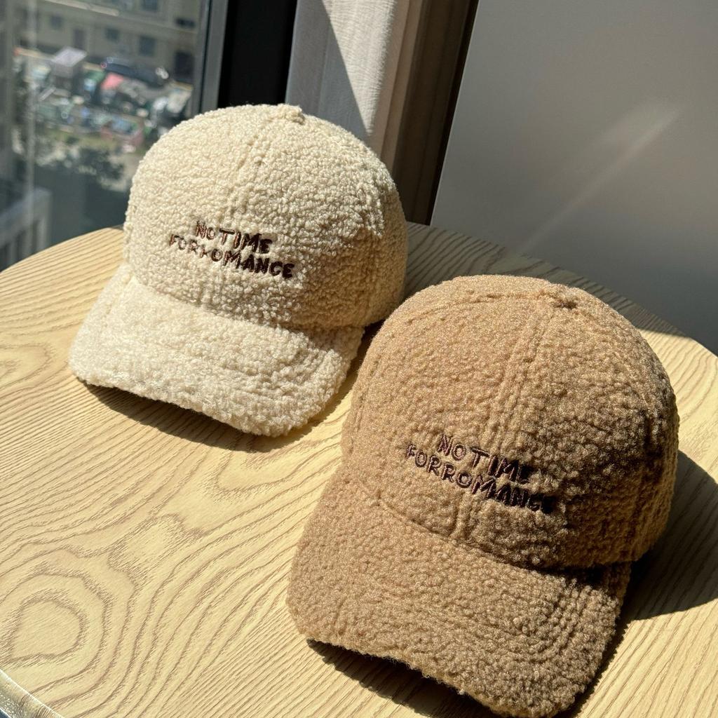 New Hat for Women in Autumn and Winter Thickened and Warm Lamb Wool Korean Version Fashion Versatile Duck Cap Student Plush Baseball