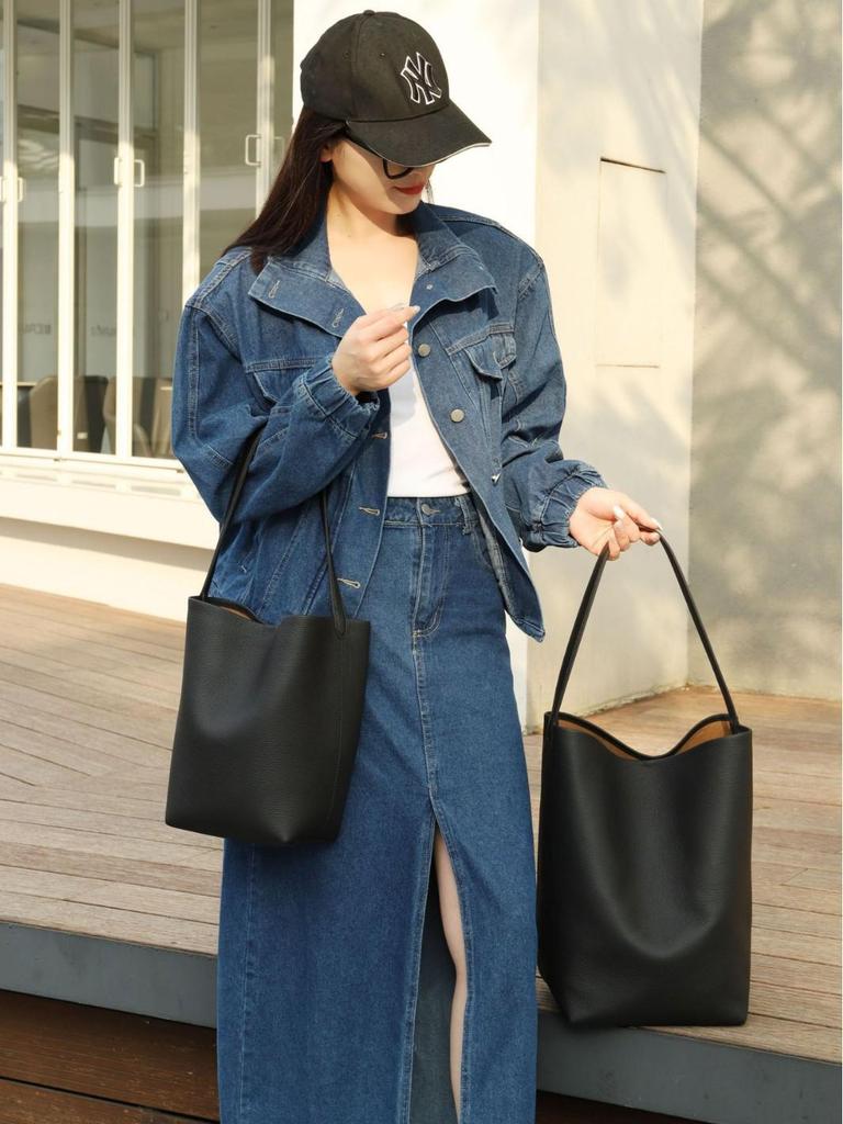 2025 Retro Women's Genuine Leather Bucket Tote Bag - Large Capacity Single Shoulder Bag