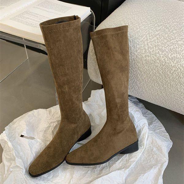 

Осень-зима 2025 новые сапоги-рыцари на толстом каблуке с квадратным носком, нишевые, подчеркивающие ноги, прямые, европейские и американские ретро замшевые британские ботинки Мартин 40