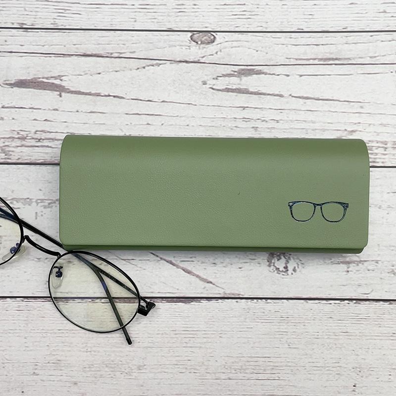 Vintage Leather Eyeglasses Case Handmade Retro Sunglasses Holder Durable Stylish Perfect Gift for Men Women Glasses