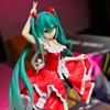 Figurka Anime Hatsune Miku 'Kot w Butach' Kraina Czarów Biurko Biurko Pluszowa Lalka Uroczy Model Dziewczyny Zabawka Prezent