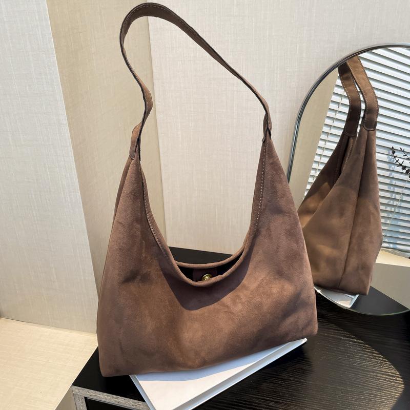 Large Capacity Niche Casual Commuter Tote Bag 2025 New Fashion Personalized Armpit Bag Retro Simple Shoulder Women's Bag