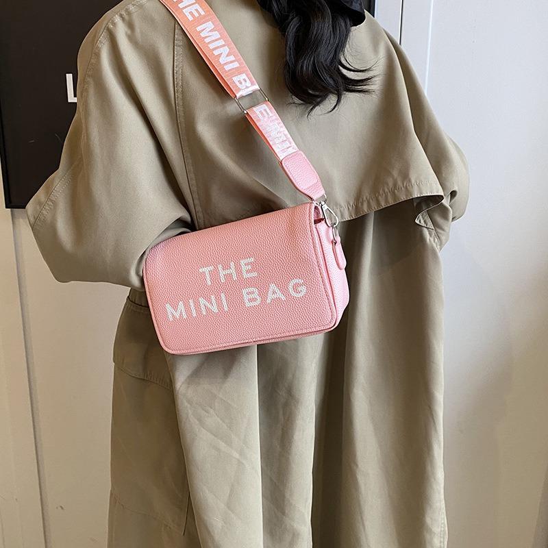 Simple Small Square Bag Women's Bag Autumn New Letter Printed Shoulder Bag Commuter Versatile Messenger Bag