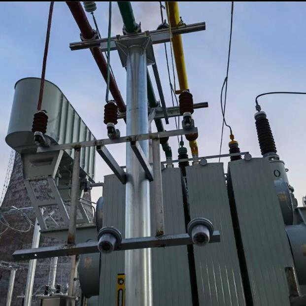 35kV Fully Insulated Purple Copper Power Station Busbar with IP68 Protection for High Current Transformer Connection.