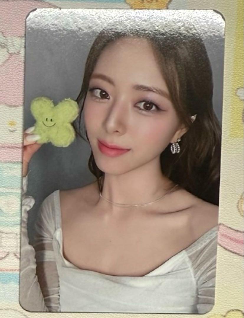 

[USED] ITZY Yuna GOLD makestar Taiwan Limited Trading Card A
