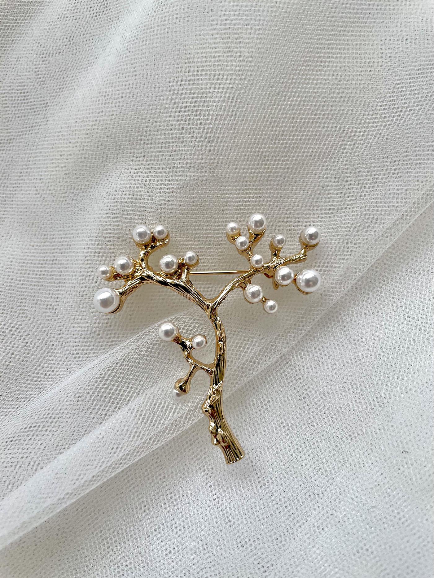 

Набір брошок та корсаж з перлів у стилі Морі для весілля нареченої та нареченого