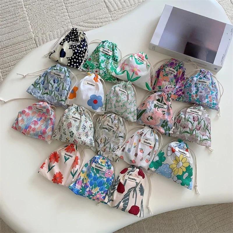 Floral Print Drawstring Coin Purse for Children Girls Makeup Bag Travel Organizer Keys Earphone Bag Makeup Pouch Cute Mini Purse