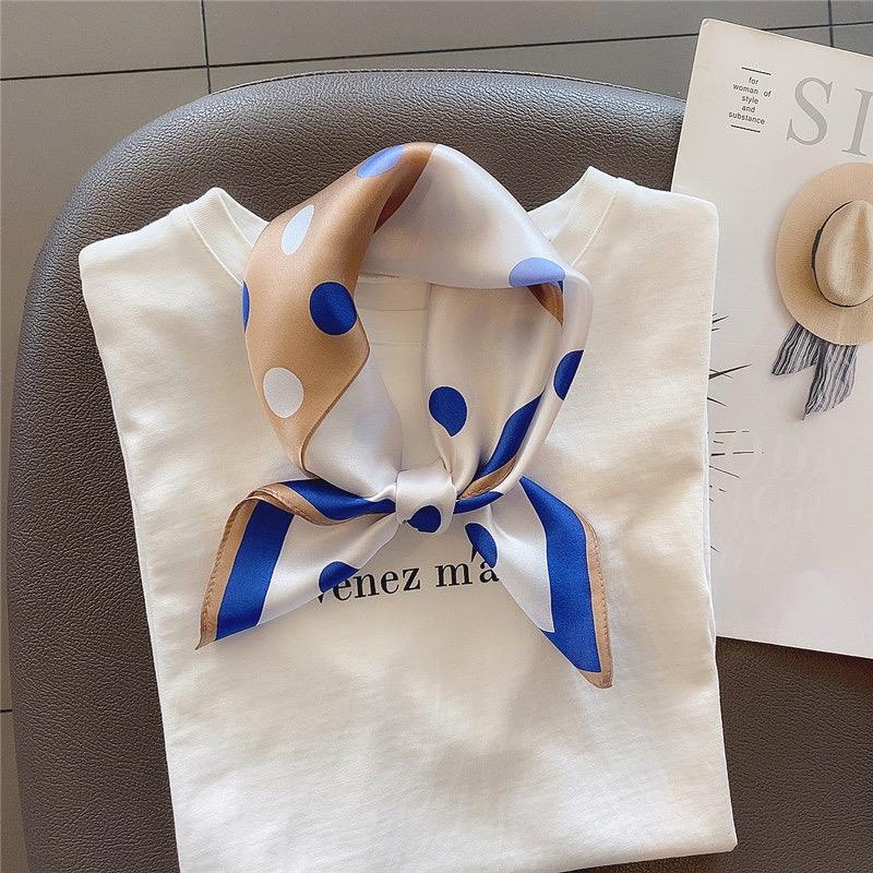 Cute polka dot silk mulberry silk scarf women's versatile small square scarf summer Korean version temperament decorative small scarf headband