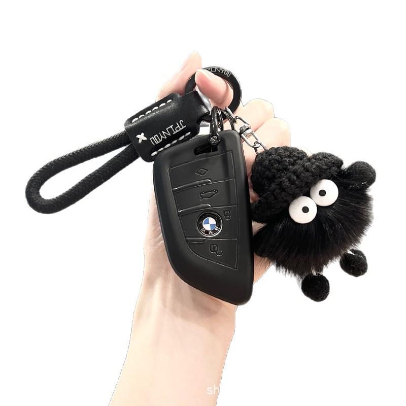 

High-Grade Key Case for BMW 3, 5 Series, i3, iX3, X1, X5 - Premium Shell Buckle A Type Black with Bear Strap