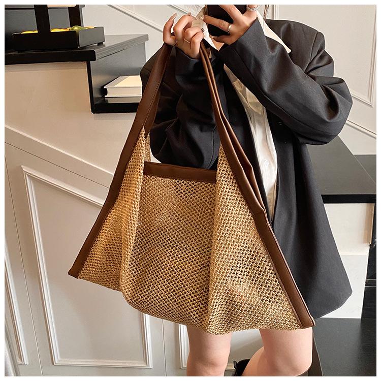 Stylish Women's Handwoven Straw Tote Bag for Summer Beach Travel