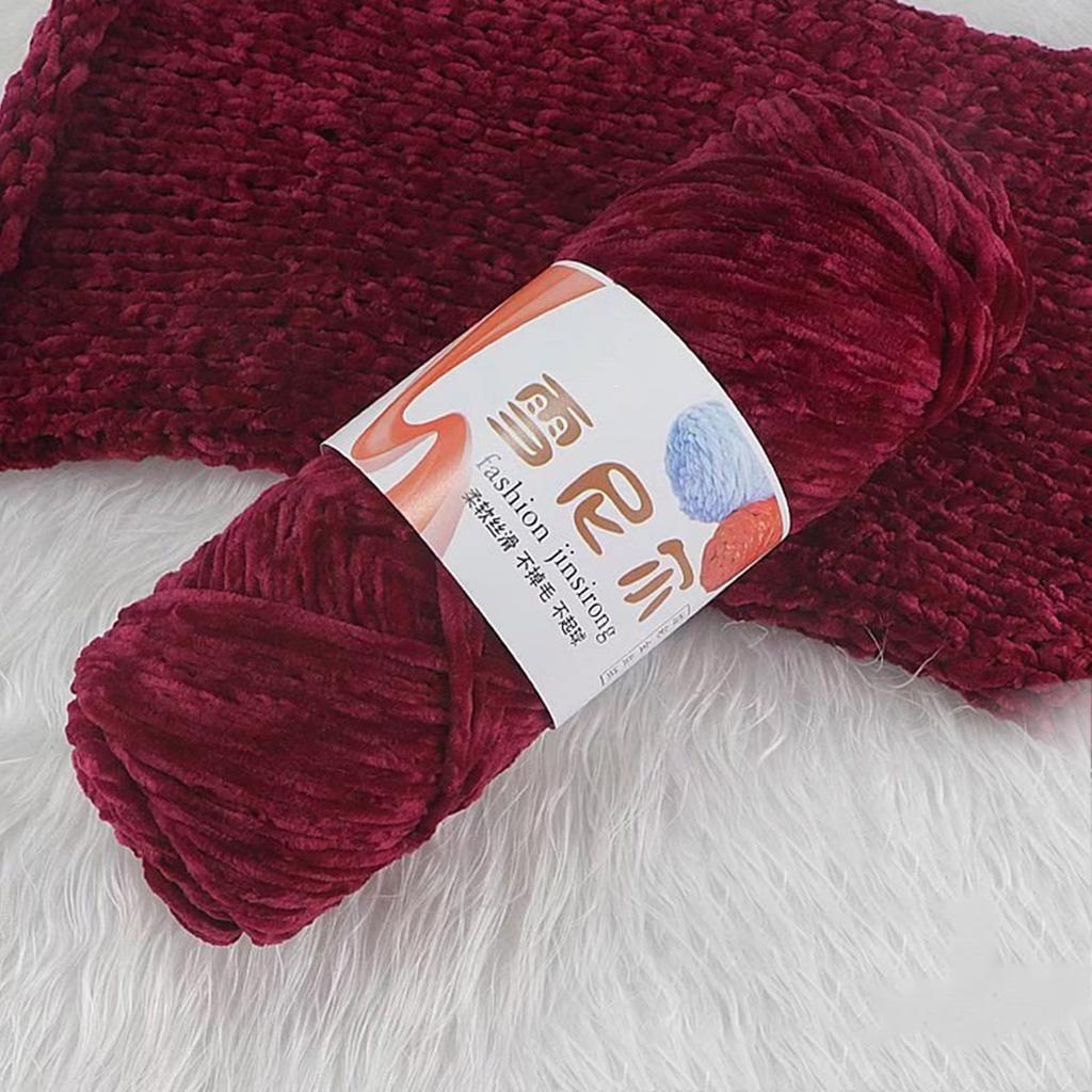 Christmas Winter Knitting Wool Yarn 4mm Diameter Hand Knitting Thread for Cardigan Scarf Hat Making Suitable for Woman