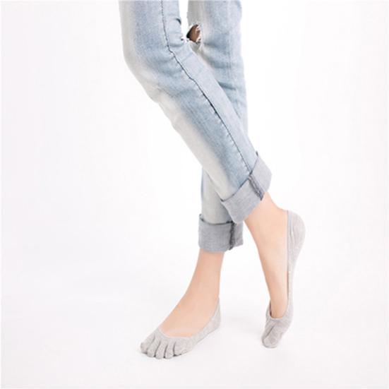 Women Ankle Invisible Non Slip Cotton Silicone Hosiery Five Finger Toe Socks