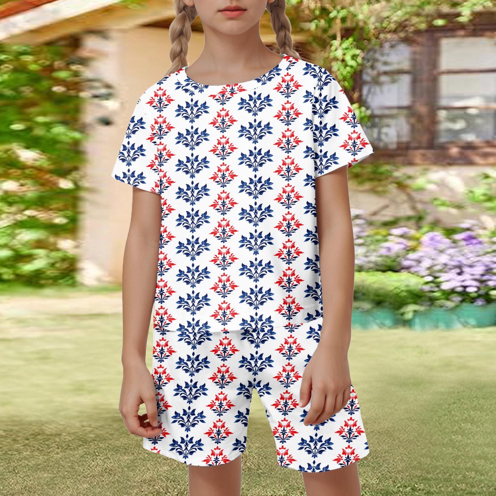 

Детский патриотический наряд - комплект из 2 предметов: короткий рукав и шорты для мальчика и девочки 90 белый