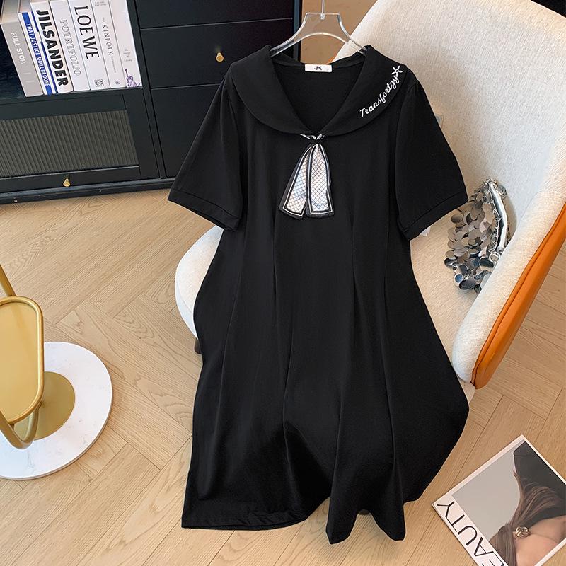 

Летнее платье больших размеров с кукольным воротником, короткими рукавами и приталенным силуэтом - лестный и свободный крой 5XL suggested 210-240 jin