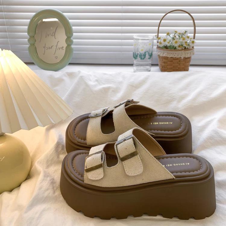 Thick-soled heightening slippers women's summer outer wear 2025 new versatile one-word drag with skirt retro Birkencool slippers