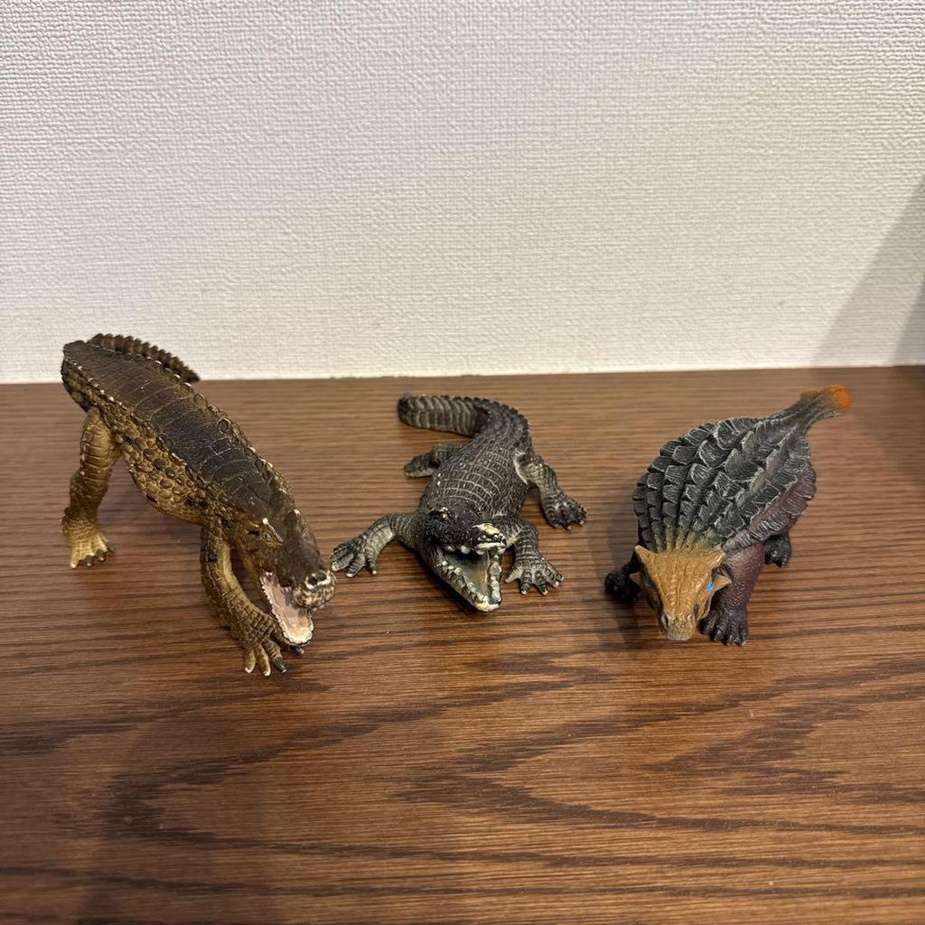 [USED] Dinosaur figures Jurassic World