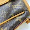 [Pre-Owned] Estrela Medium Brown Coated Canvas Monogram Crossbody Handbag Shoulder Bag - Fair #1PZ8E8Q