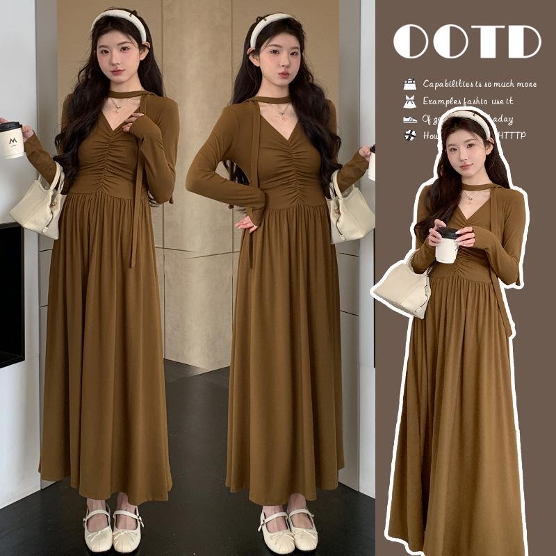 2026 Spring Korean-French V-Neck Slim Fit Maternity Dress M