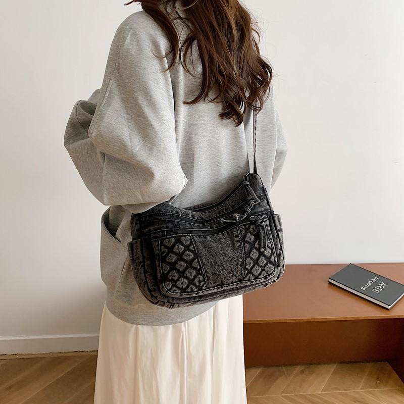 Denim Crossbody Bag for Women with Multi - Pockets & Quilted Detail, Lightweight & Stylish Shoulder Purse