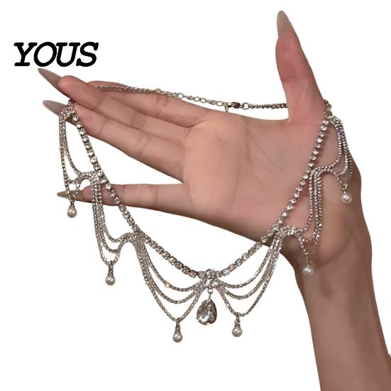 Alloy Electroplated Jewelry Sparkling Rhinestone Choker, Faux Diamond Drop Pendant Necklace, Multi-Layered Chain Exquisite Multi-layered