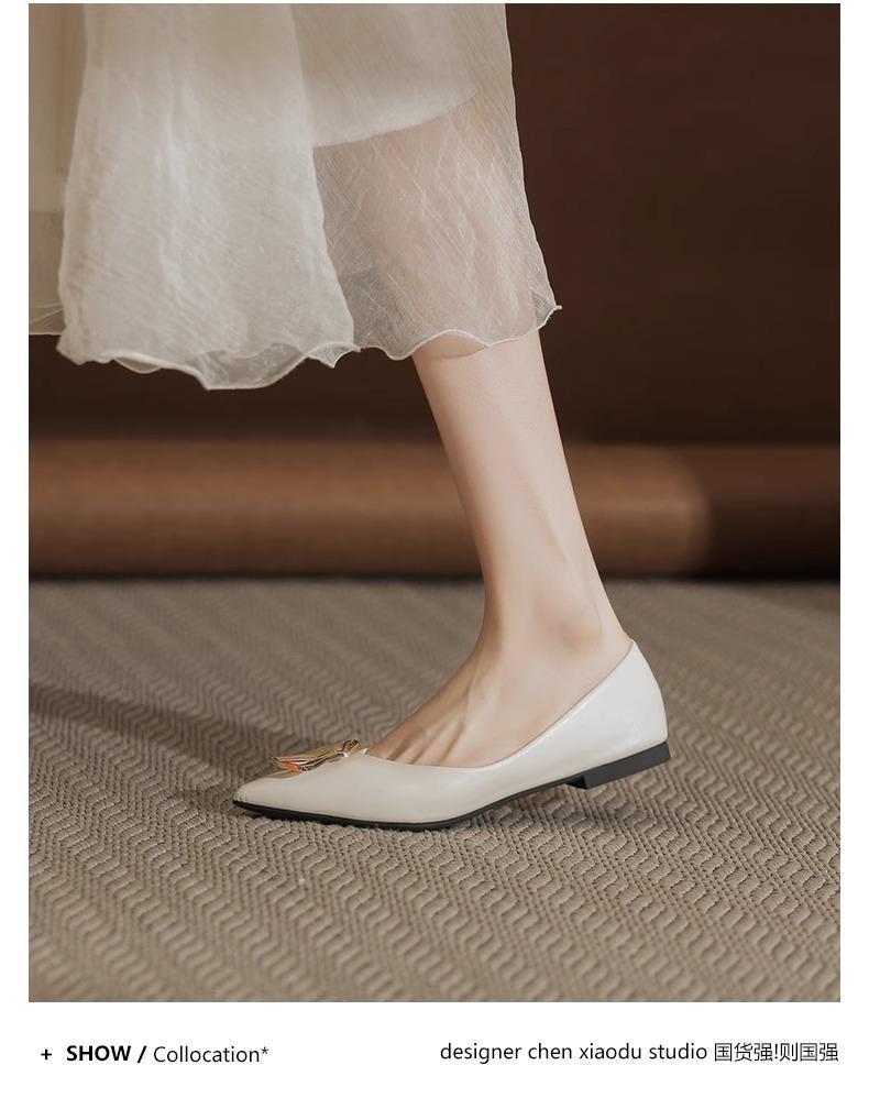 2025 Spring and Autumn New Xiaoxiangfeng Single Shoes Comfortable Soft-soled Pointed Shallow Mouth Flat-soled Women's Shoes