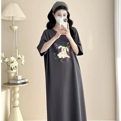 Wygodna długa sukienka T-shirtowa dla kobiet na lato, koreański styl luźna i wyszczuplająca z krótkim rękawem, luźna codzienna sukienka z nadrukiem kreskówkowym