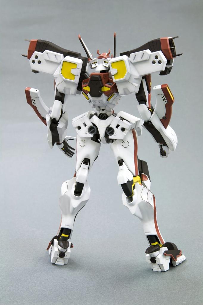 Kotobukiya Alternative Total Eclipse Shiranui Tipo 2 Color Demostrador bono de producción limitada kit de plástico Muv-Luv [Incluido primero] Escala no