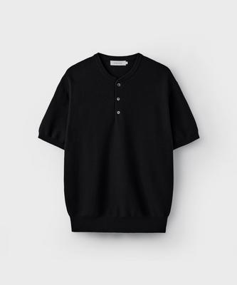 Yunionbeullu Hard Twist Henley-Neck Half Knit [Black]